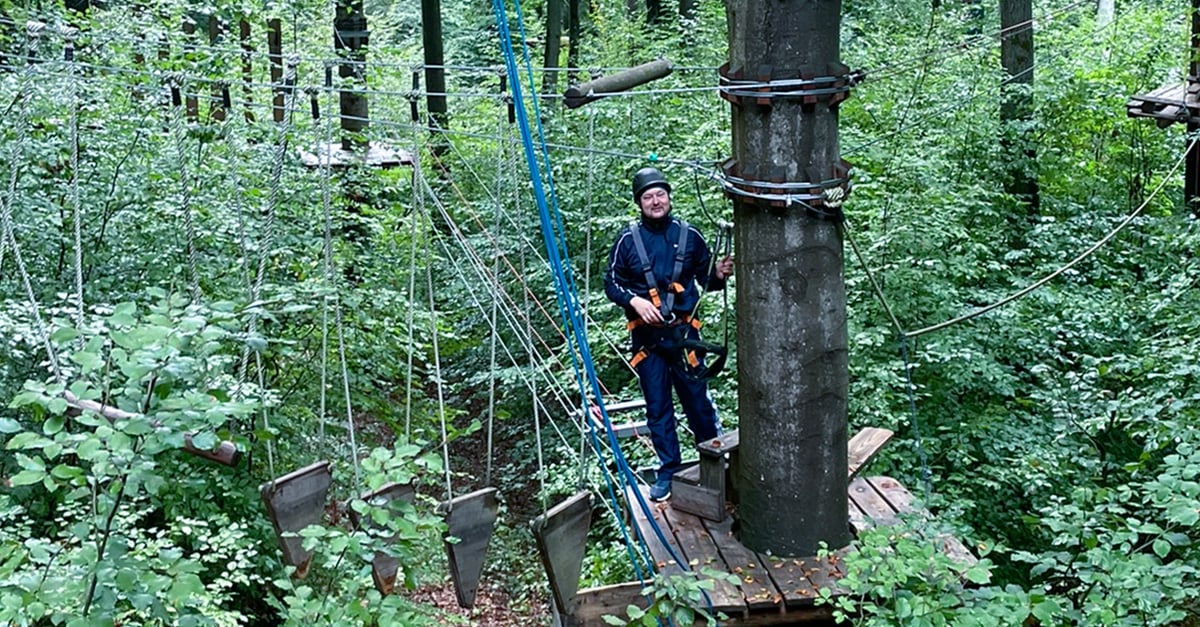 Klettern im Kletterpark - Weitere Station geschafft